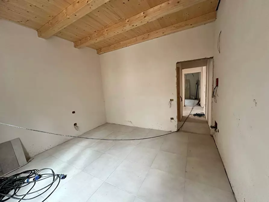 Immagine 18 di Villa in vendita  a Pisa