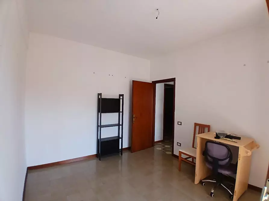 Immagine 23 di Appartamento in vendita  a Livorno