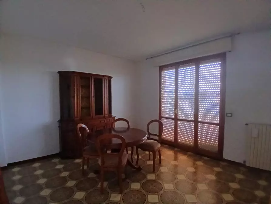 Immagine 3 di Appartamento in vendita  a Livorno