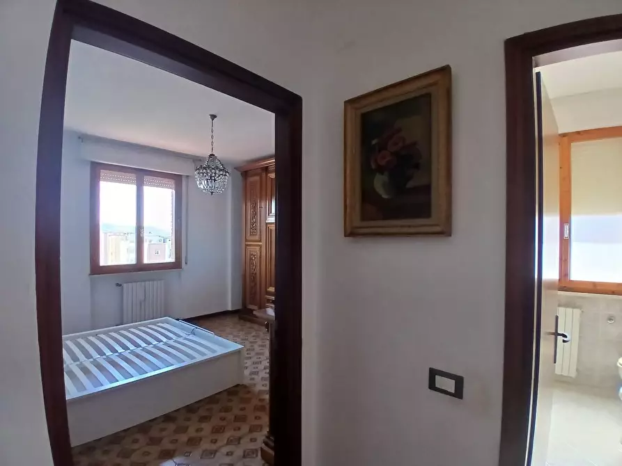 Immagine 13 di Appartamento in vendita  a Livorno