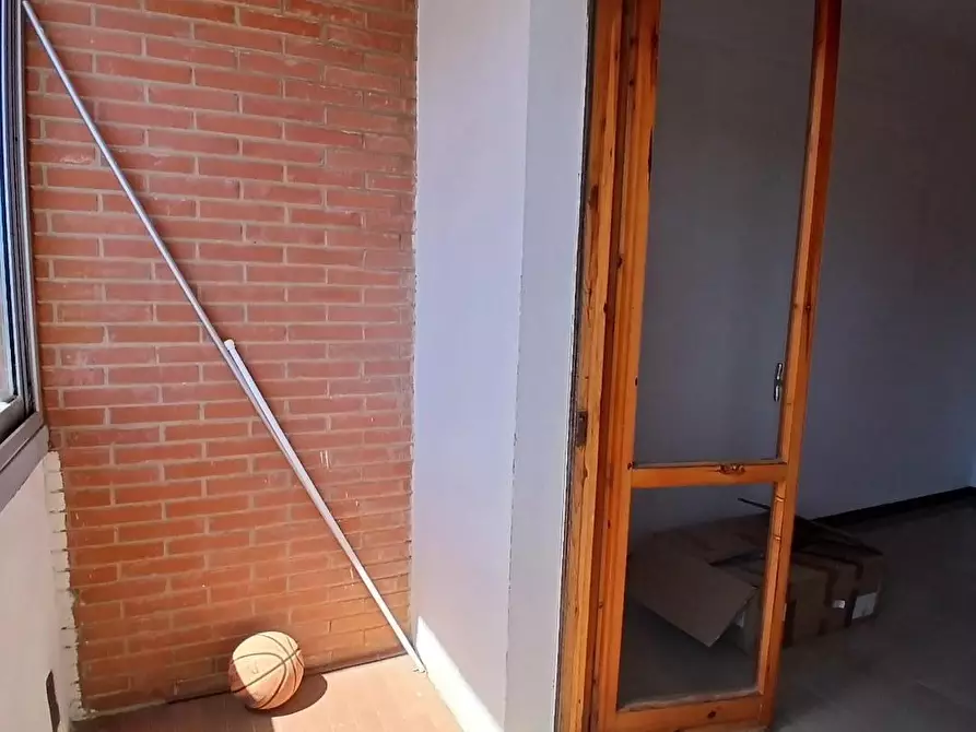 Immagine 24 di Appartamento in vendita  a Livorno