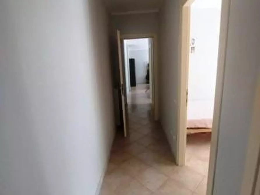 Immagine 14 di Appartamento in vendita  a Massa