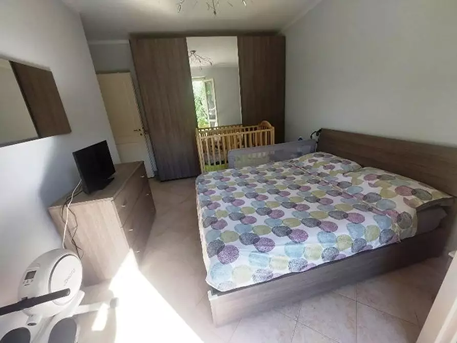 Immagine 9 di Appartamento in vendita  a Massa