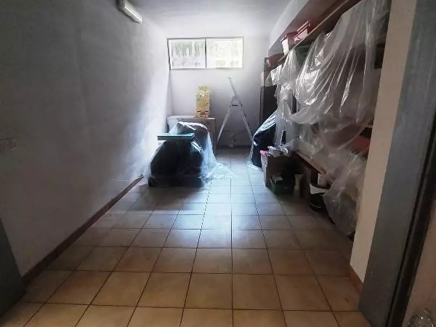 Immagine 18 di Appartamento in vendita  a Massa