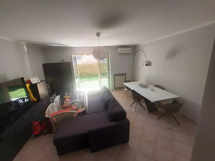 Immagine 6 di Appartamento in vendita  a Massa