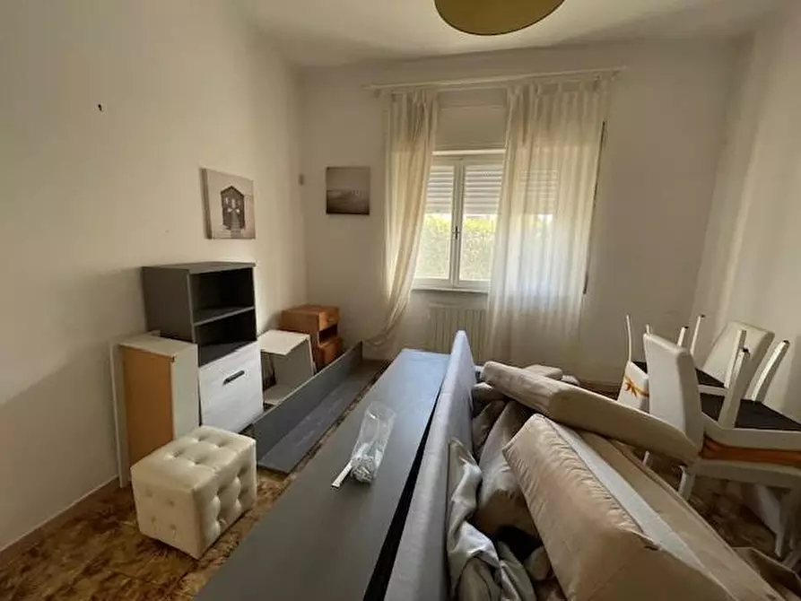 Immagine 5 di Villa in vendita  a Vecchiano