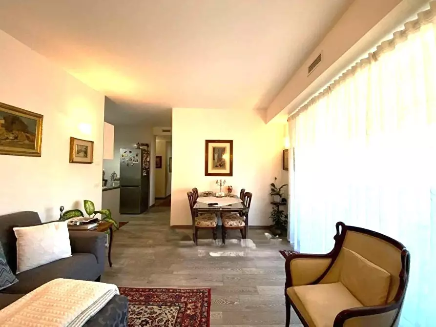 Immagine 8 di Appartamento in vendita  a Massa