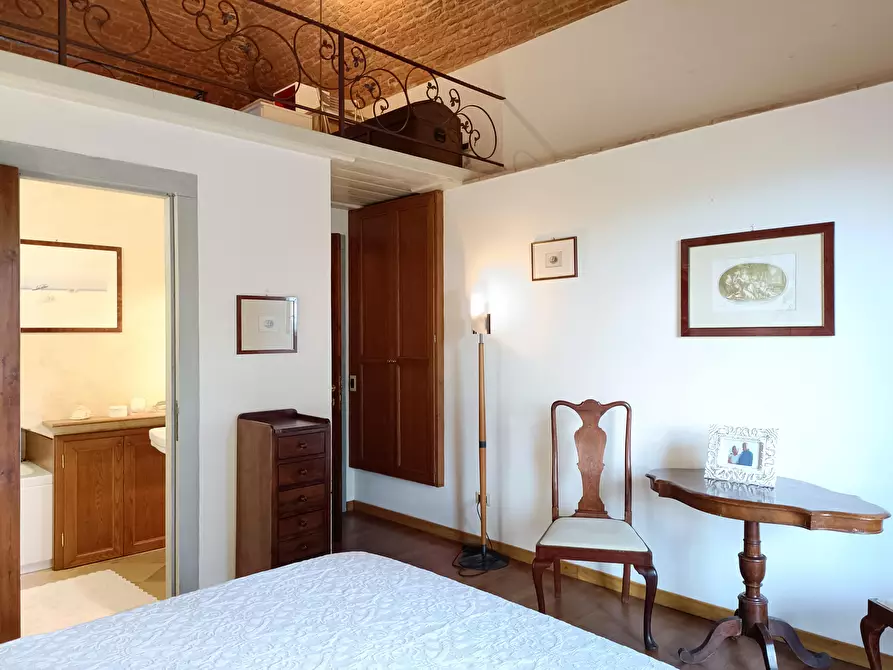 Immagine 17 di Rustico / casale in vendita  a Empoli