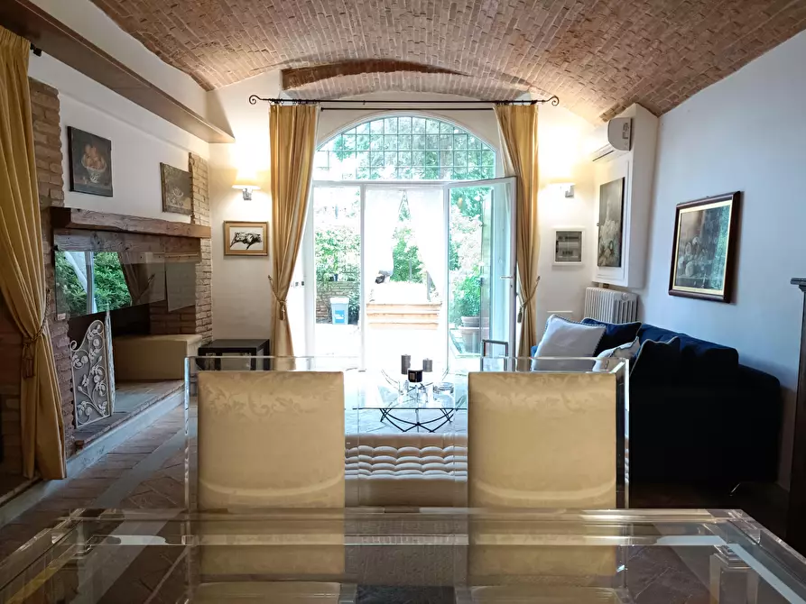 Immagine 6 di Rustico / casale in vendita  a Empoli