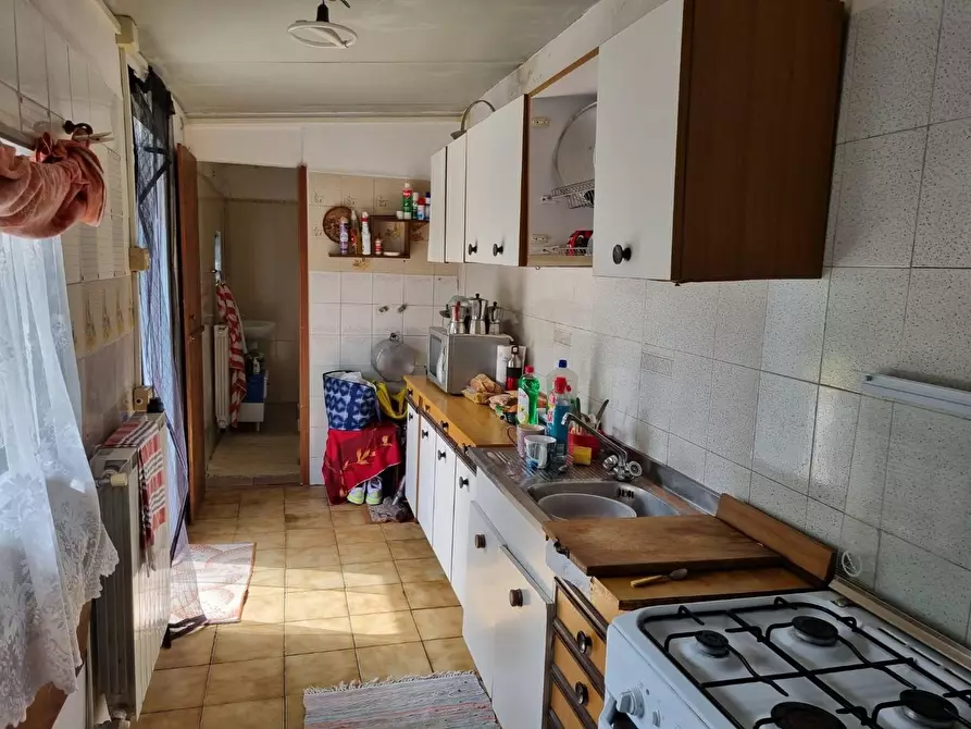 Immagine 17 di Casa indipendente in vendita  a Massa