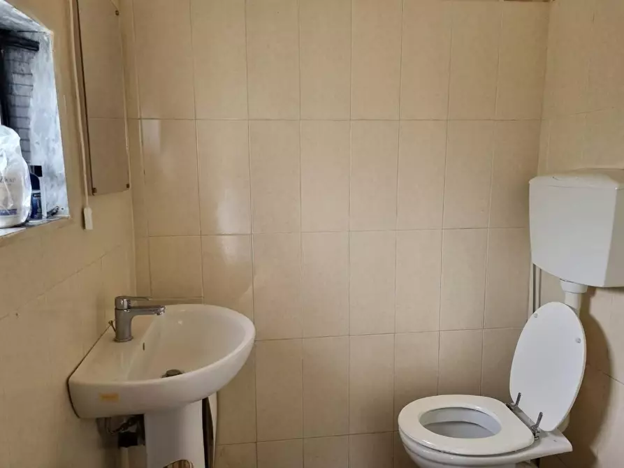 Immagine 24 di Casa indipendente in vendita  a Massa