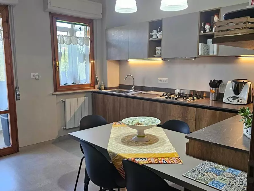 Immagine 19 di Appartamento in vendita  a Fauglia