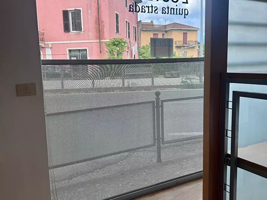 Immagine 3 di Locale commerciale in affitto  a Aulla