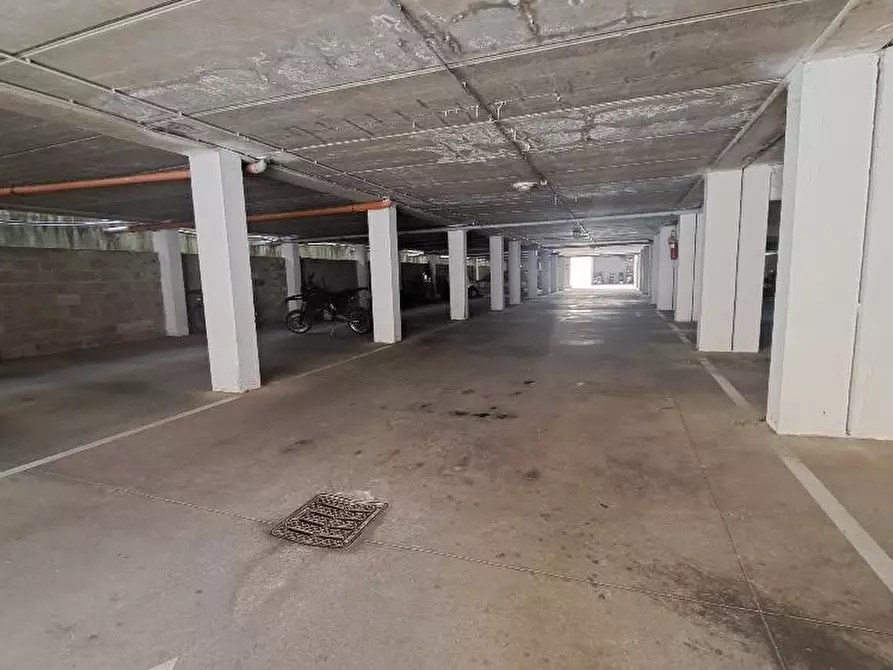 Immagine 23 di Appartamento in vendita  a Pontedera