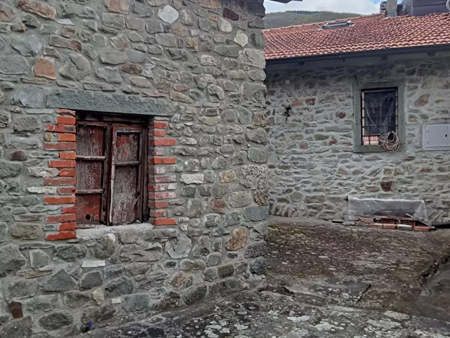 Immagine 1 di Terratetto in vendita  a Comano