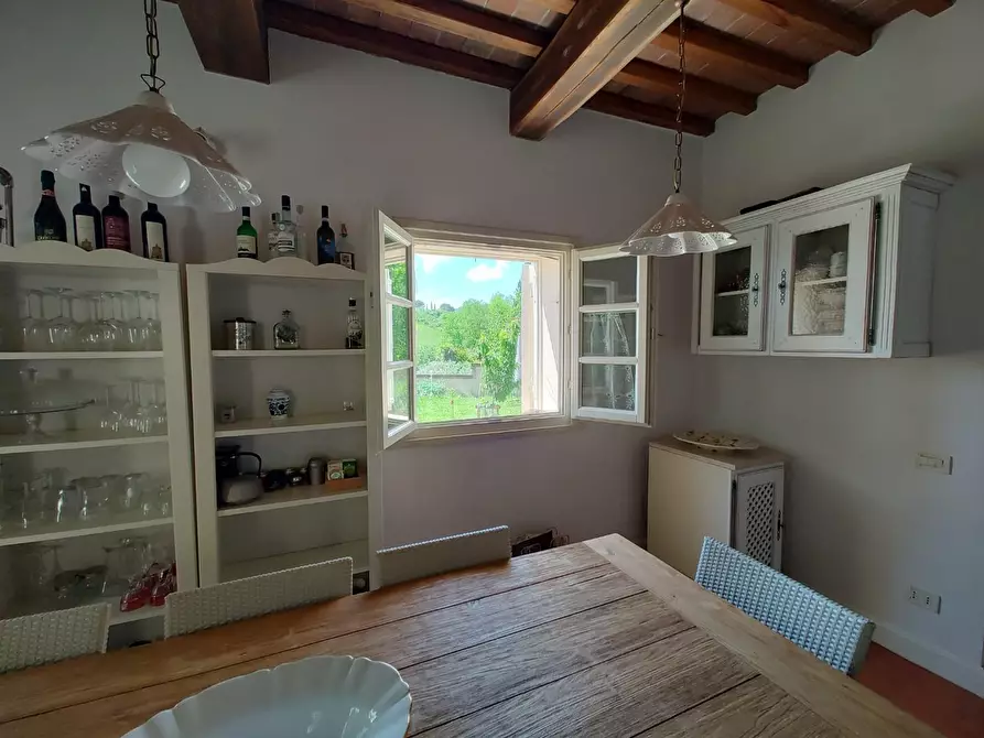 Immagine 8 di Villa in vendita  a Collesalvetti