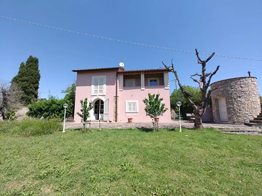 Immagine 34 di Villa in vendita  a Collesalvetti