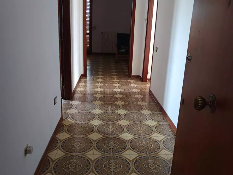 Immagine 5 di Appartamento in vendita  a Livorno