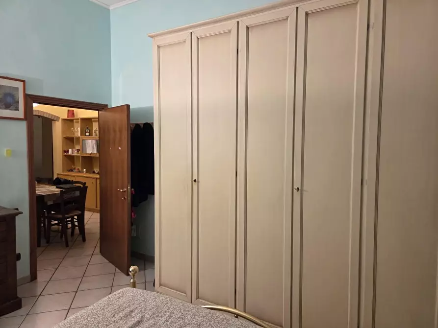 Immagine 13 di Appartamento in vendita  a Siena