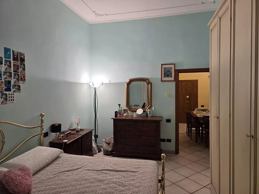 Immagine 12 di Appartamento in vendita  a Siena