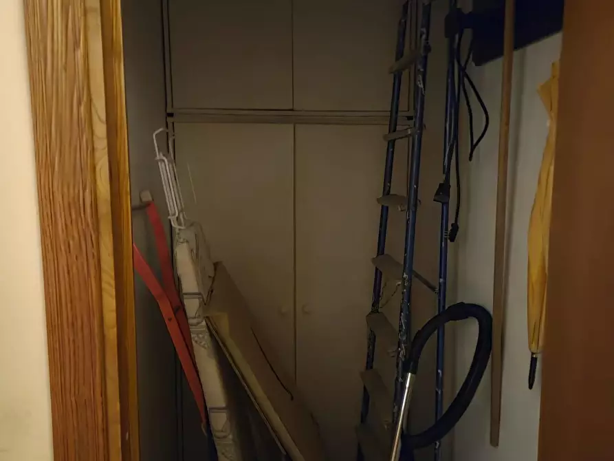 Immagine 18 di Appartamento in vendita  a Siena