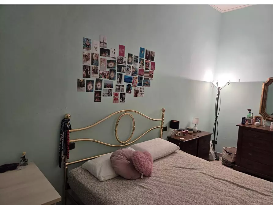 Immagine 10 di Appartamento in vendita  a Siena