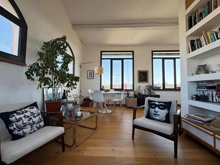 Immagine 15 di Loft/Open space in vendita  a Empoli