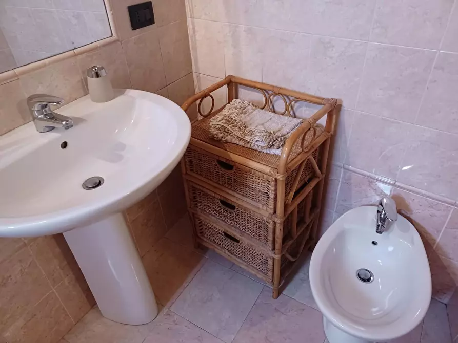 Immagine 17 di Appartamento in affitto  a Pisa