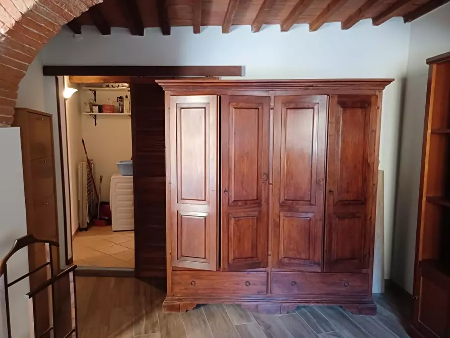 Immagine 11 di Appartamento in affitto  a Pisa