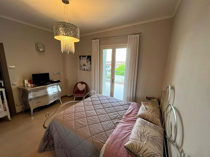 Immagine 6 di Mansarda in vendita  a Empoli