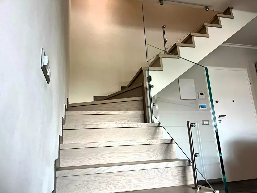 Immagine 4 di Mansarda in vendita  a Empoli