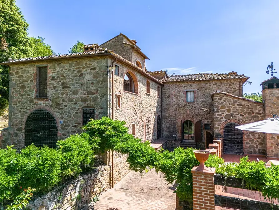 Immagine 3 di Casa colonica in vendita  a Sinalunga