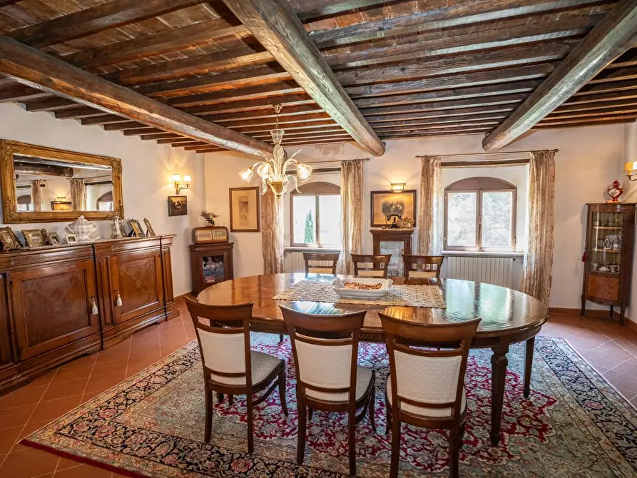 Immagine 18 di Casa colonica in vendita  a Sinalunga