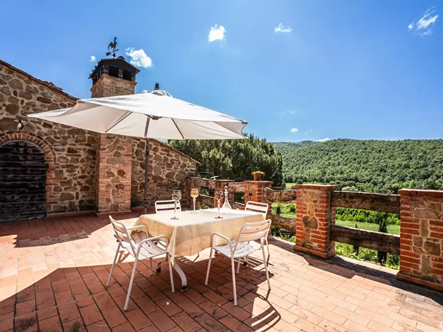 Immagine 12 di Casa colonica in vendita  a Sinalunga