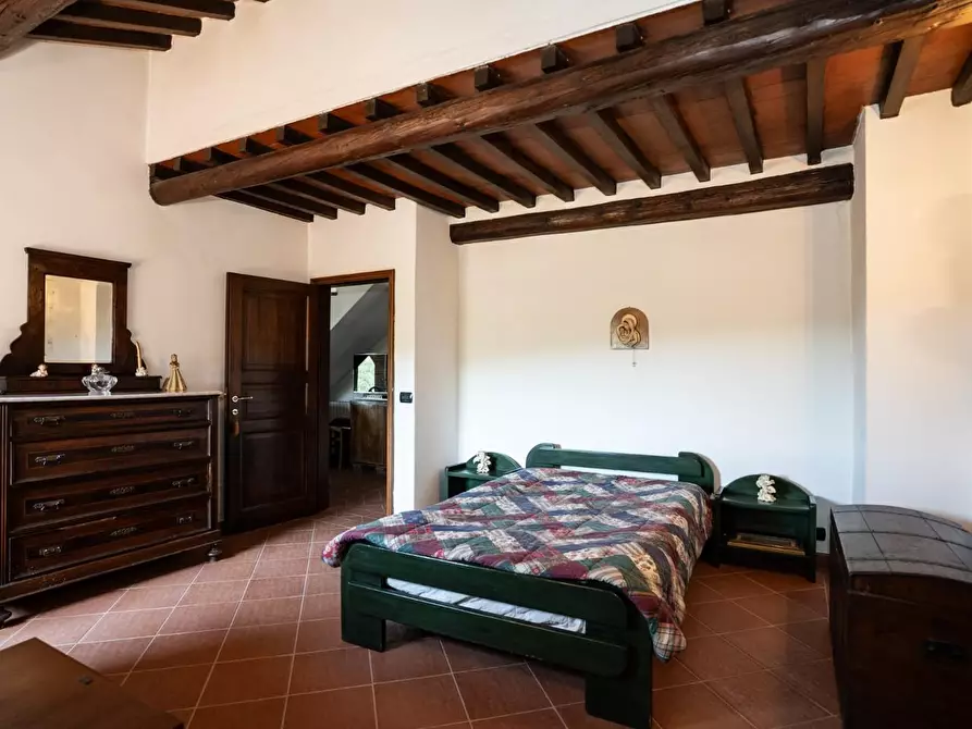 Immagine 38 di Casa colonica in vendita  a Sinalunga