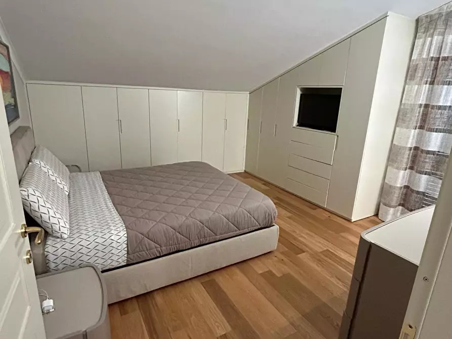 Immagine 11 di Mansarda in vendita  a Empoli