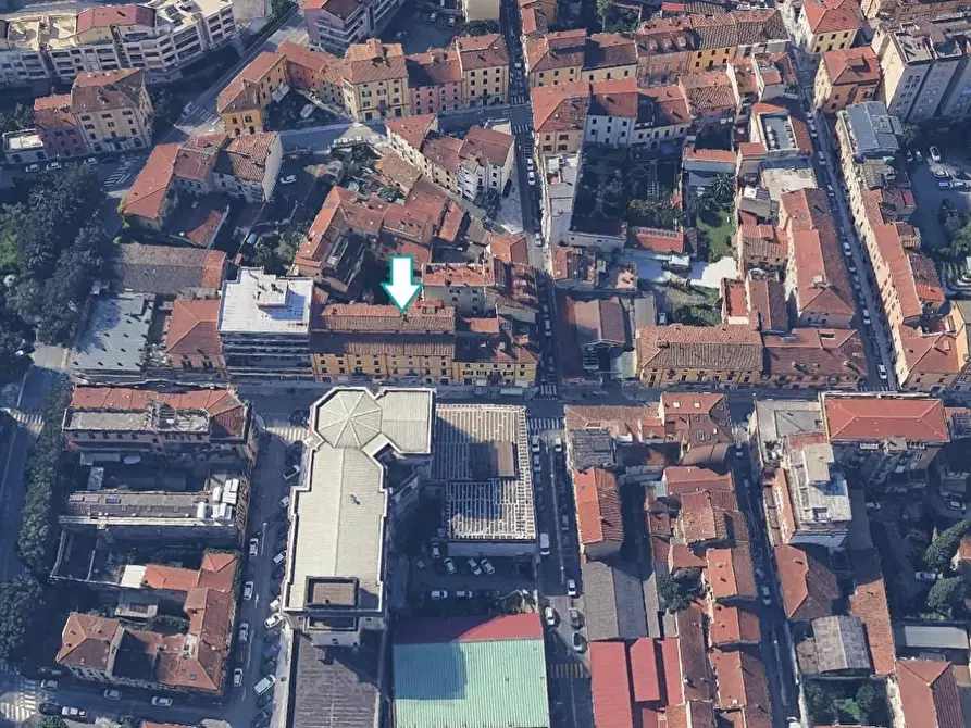 Immagine 2 di Appartamento in vendita  a Carrara