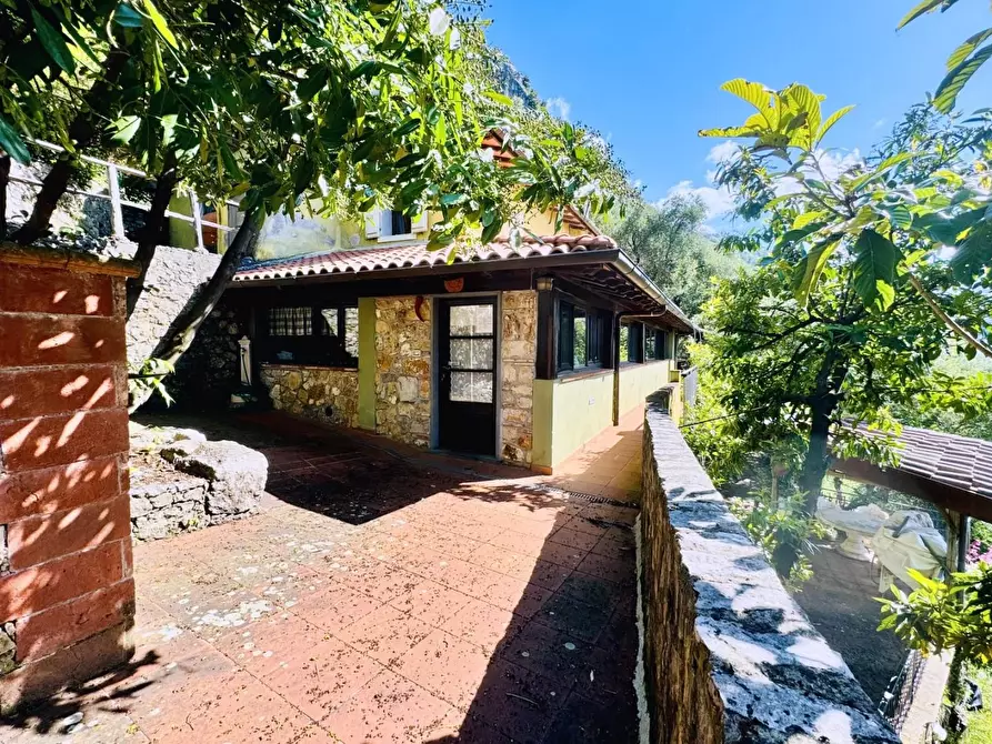 casa indipendente in vendita a Camaiore