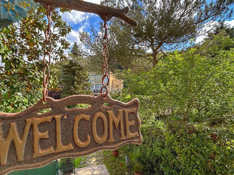 Immagine 4 di Appartamento in vendita  a Livorno