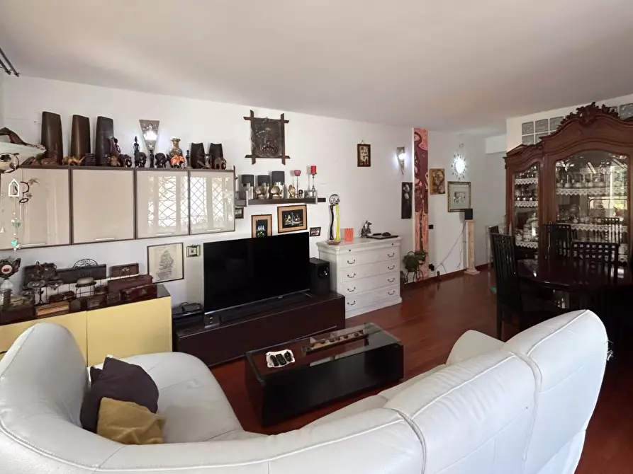 Immagine 7 di Appartamento in vendita  a Livorno