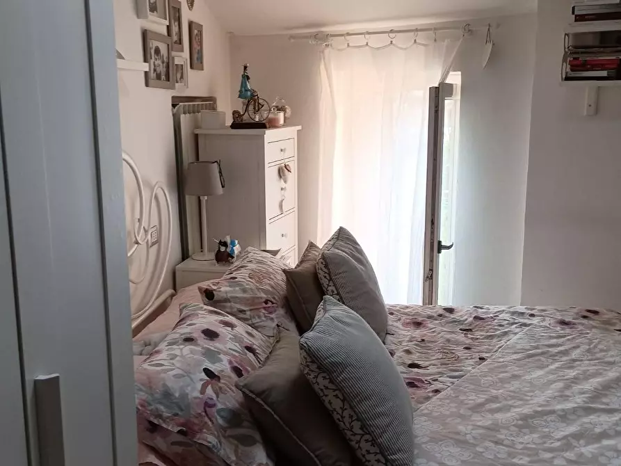 Immagine 10 di Terratetto in vendita  a Massa