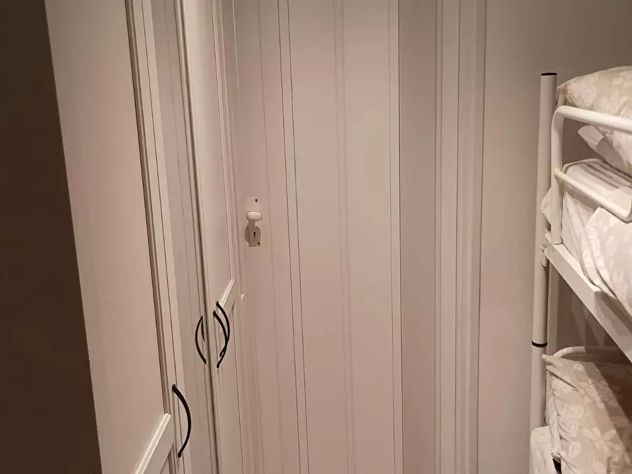 Immagine 11 di Terratetto in vendita  a Massa