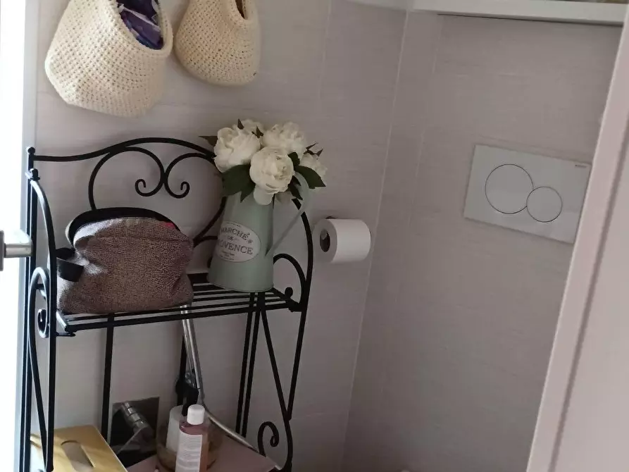 Immagine 13 di Terratetto in vendita  a Massa