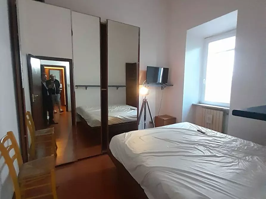 Immagine 9 di Appartamento in vendita  a Livorno