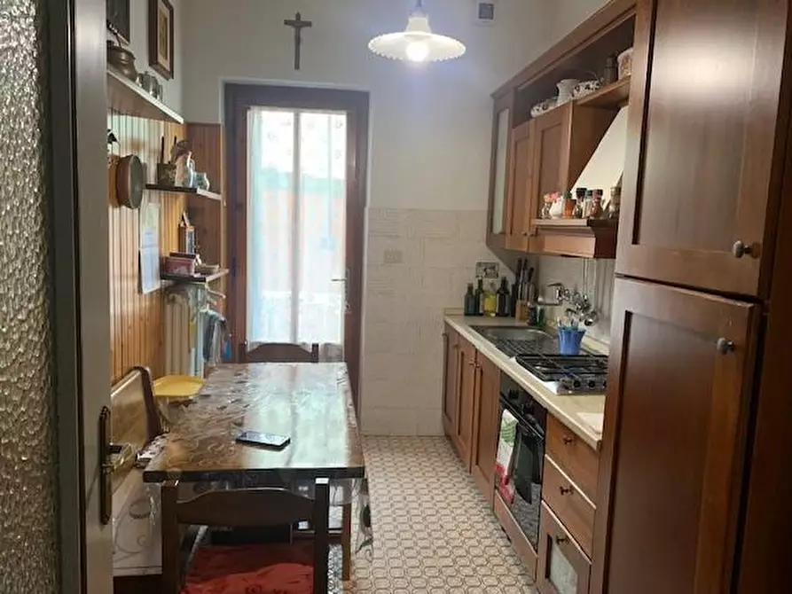 Immagine 5 di Appartamento in vendita  a Montecatini Terme