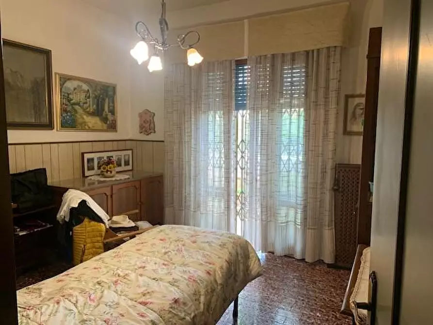 Immagine 6 di Appartamento in vendita  a Montecatini Terme