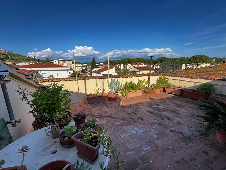 Immagine 11 di Appartamento in vendita  a Certaldo