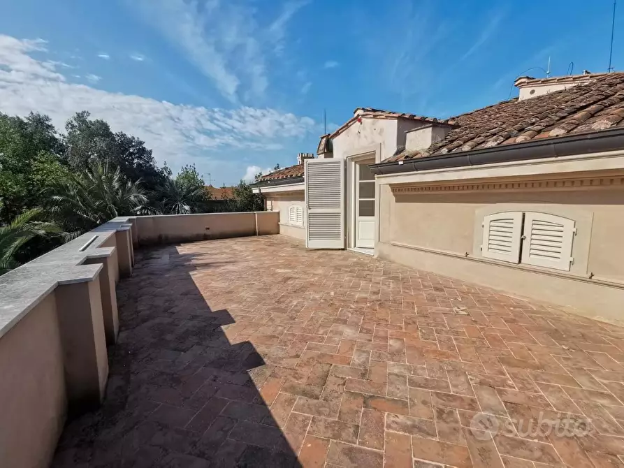 Immagine 7 di Ufficio in affitto  a Pisa