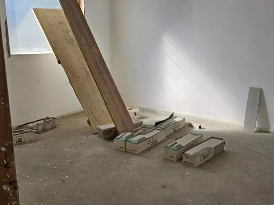 Immagine 5 di Casa bifamiliare in vendita  a Reggio Nell'emilia