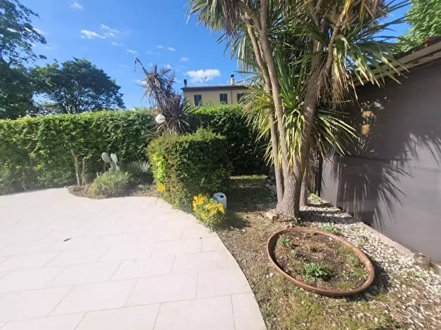 Immagine 21 di Rustico / casale in vendita  a San Giuliano Terme